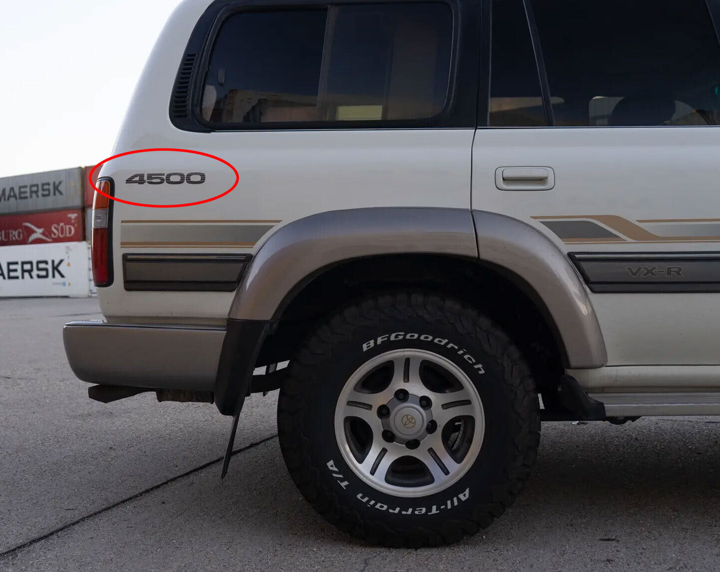 4500 Quarter Panel Decal - 80 Series Landcruiser
