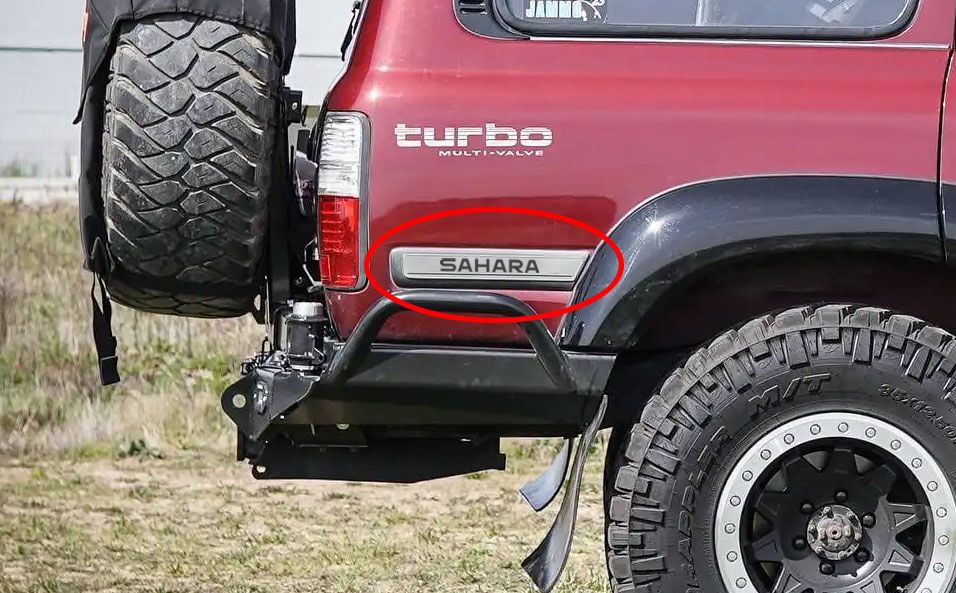 Sahara Rear Quarter Mould Decals - 80 Series Landcruiser
